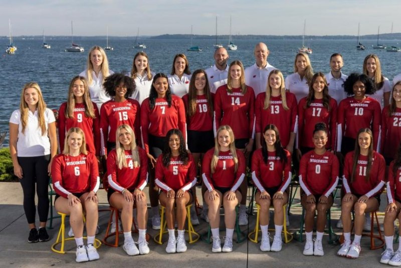 Wisconsin women's volleyball team photos leak from player's phones